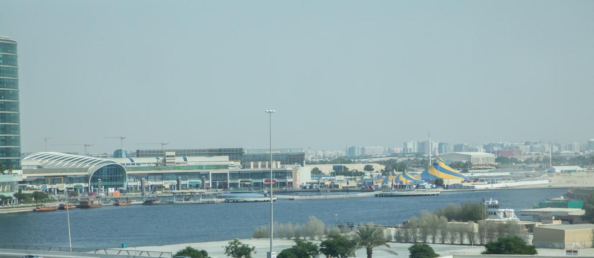 Kingsgate Al Jaddaf Hotel By Millennium ดูไบ ภายนอก รูปภาพ